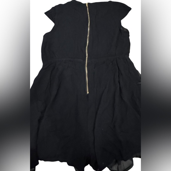 Women’s Black With Gold Accents Bebe Romper - Size Large - Picture 3 of 5